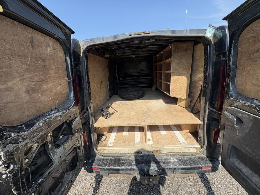 2015 Vauxhall Vivaro – Model: Vivaro  2900 Sportive CDTi – LM15HVW