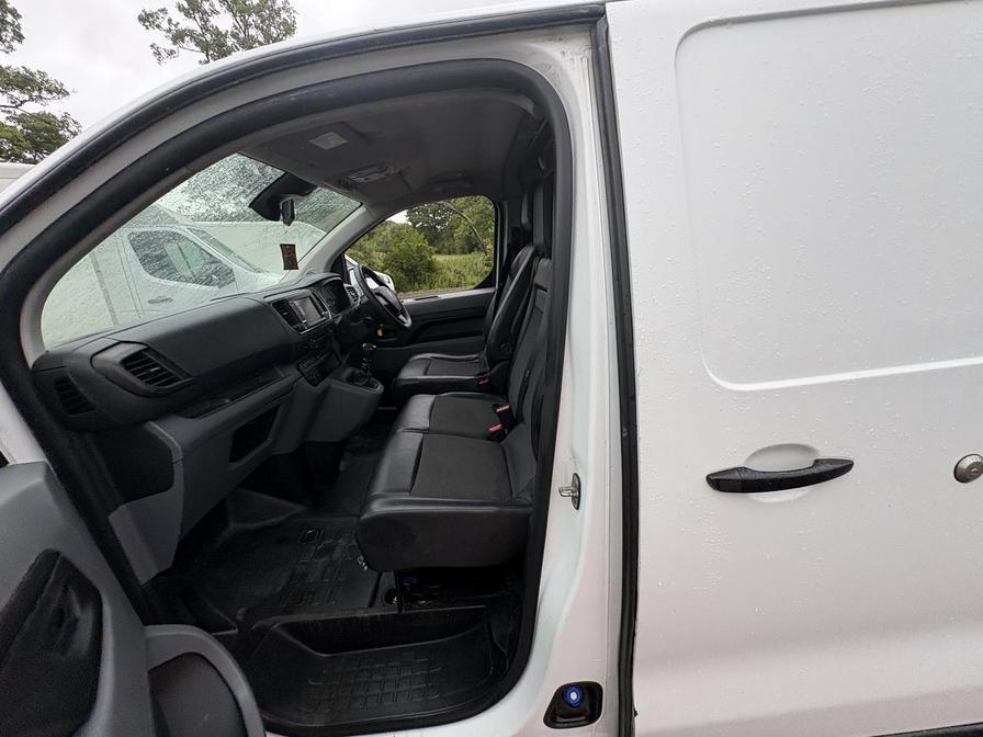 2020 Citroen Dispatch – Model: Dispatch 1400 Enterprise Blue HDi S/S – CA20UHF