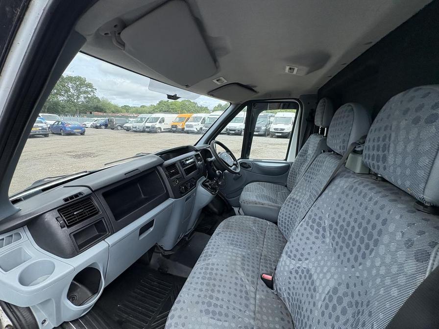 2013 Ford Transit – Model: Transit 100 T250 FWD – RF62FYM