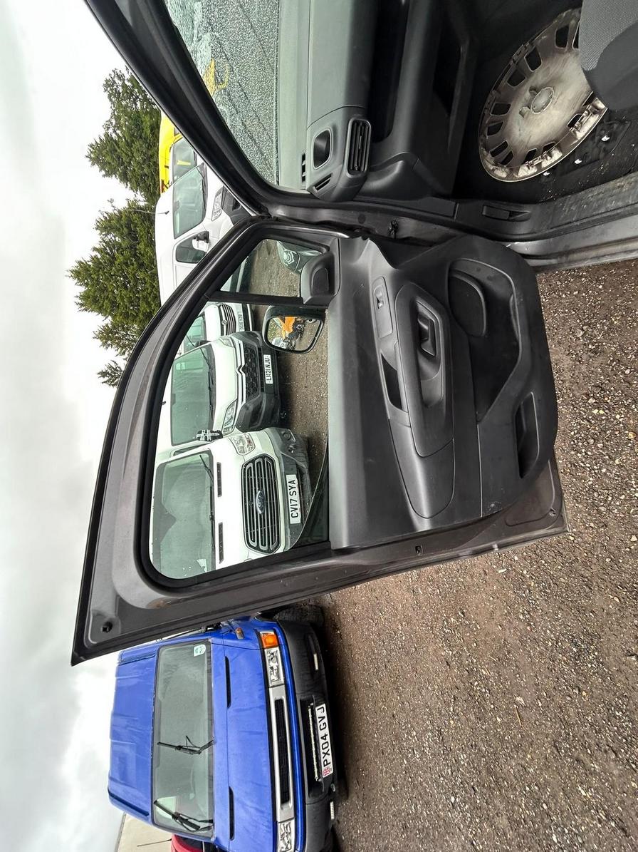 2022 Vauxhall Combo – Model: Combo 2300 Sportive TD – OV22URP