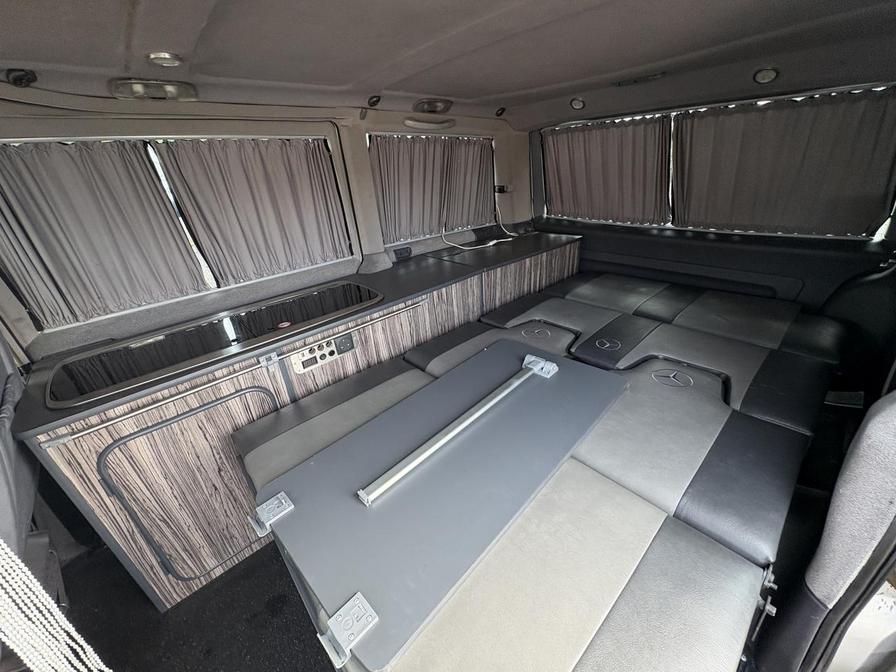 2002 Mercedes-Benz V-Class – Model: V220 CDI Ambiente Auto – GX52MTK