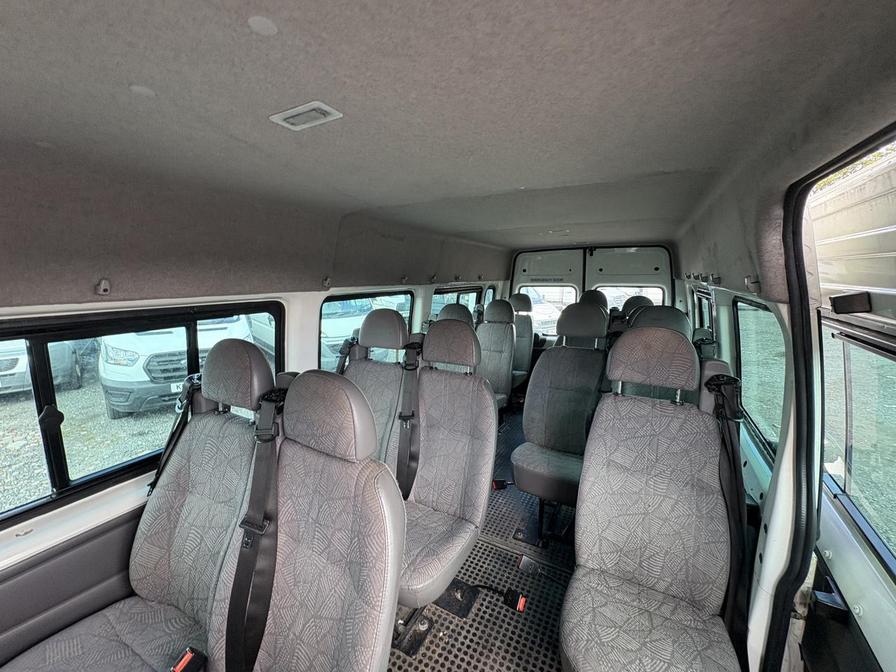 2006 Ford Transit – Model: Transit Minibus – NC55AFA