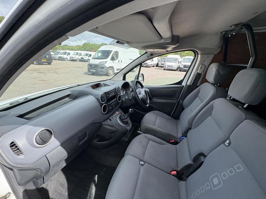 2015 Citroen Berlingo – Model: Berlingo 625 LX HDi – LX15UAF