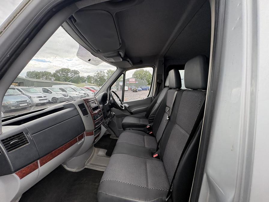 2007 Mercedes-Benz Sprinter – Model: Sprinter 209 CDi SWB – N11RFT