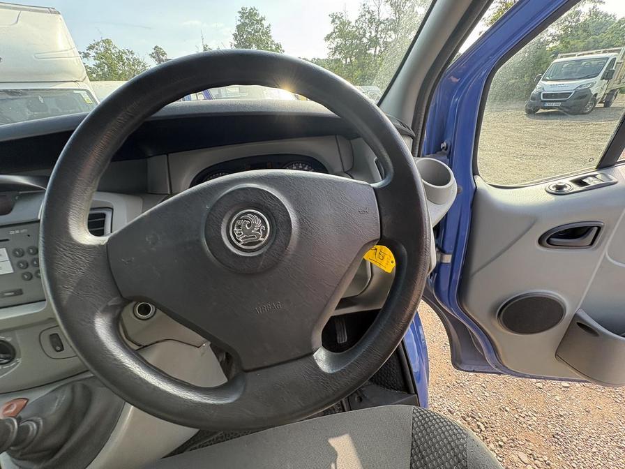 2009 Vauxhall Vivaro Combi – Model: Vivaro Combi LWB – EX59SUV