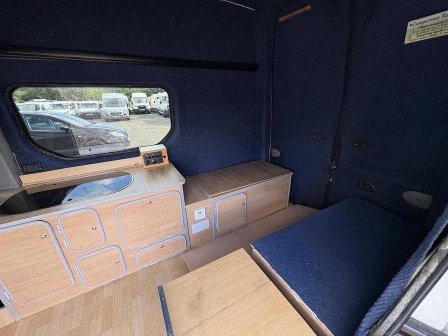 2005 Vauxhall Vivaro – Model: Vivaro 2900 Dti SWB – FG55NDF