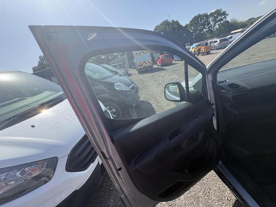 2019 Citroen Berlingo – Model: Berlingo 1000 Enterprise PureTech S/S – MB19RNJ