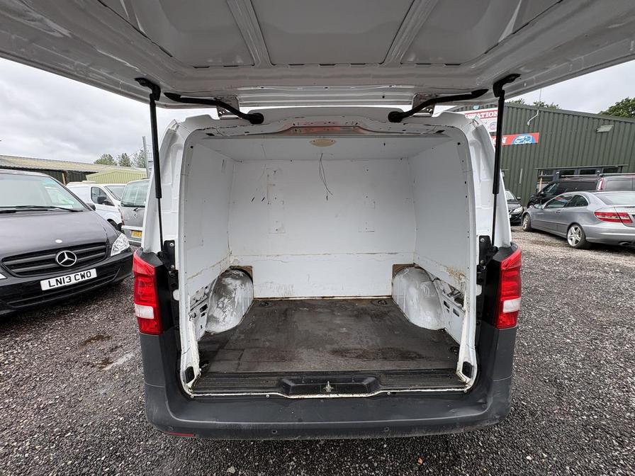2017 Mercedes-Benz Vito – Model: Vito 114 Bluetec – YB67CPF
