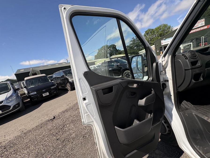 2019 Vauxhall Movano – Model: Movano L3H2 F3500 CDTi – WV19HWS
