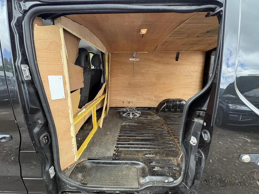 2017 Vauxhall Vivaro – Model: Vivaro 2700 Sport CDTi BT S/S – VA17CXM