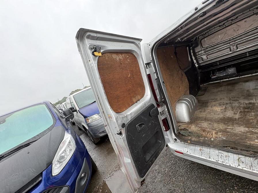 2016 Vauxhall Vivaro – Model: Vivaro 2700 Sport Bi-T CDTi ecoFLEX S/S – DF16YFC