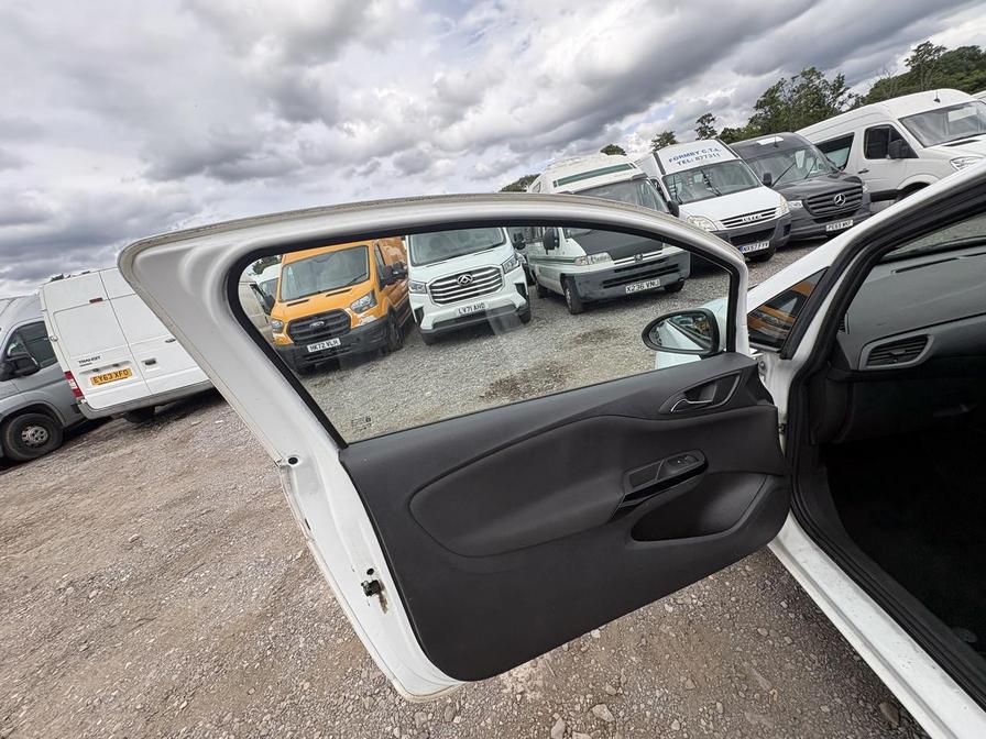 2017 Vauxhall Corsa – Model: Corsa CDTi S/S – MA17CTK