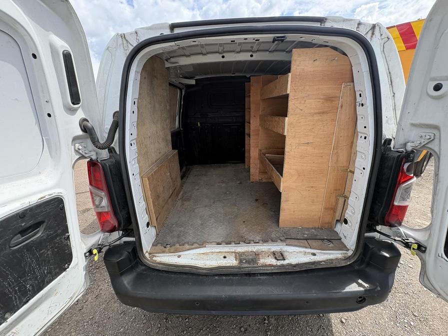 2021 Citroen Berlingo – Model: Berlingo 1000 Enterprise Blue HDi – EX21UHD