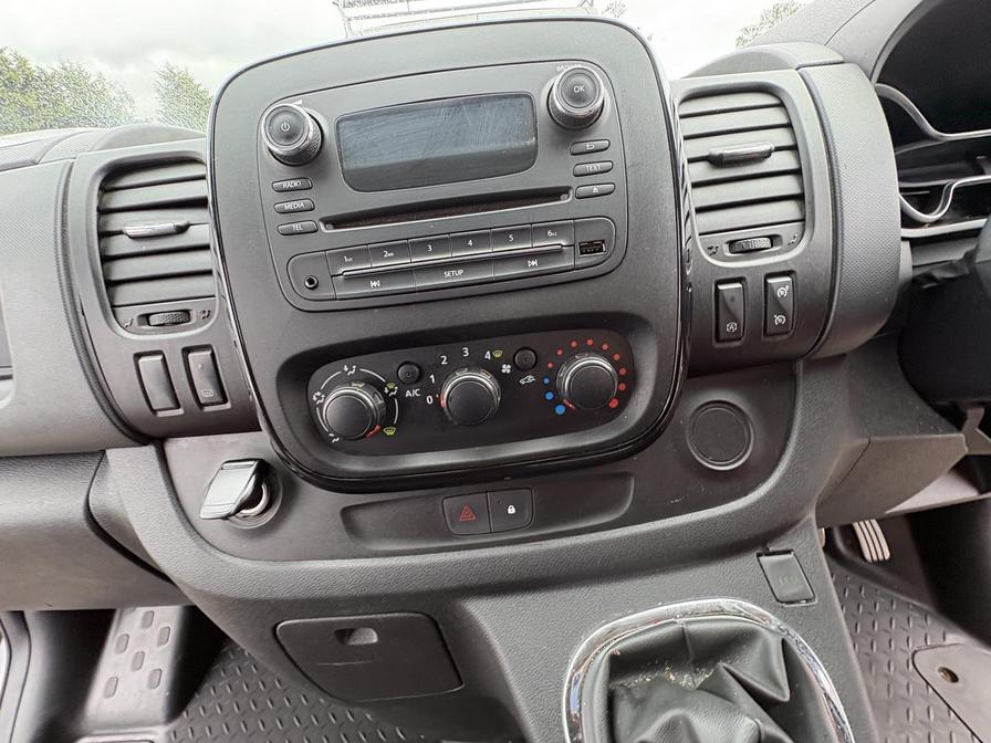 2018 Vauxhall Vivaro – Model: Vivaro 2700 Sport CDTi BT S/S – KU68VUX