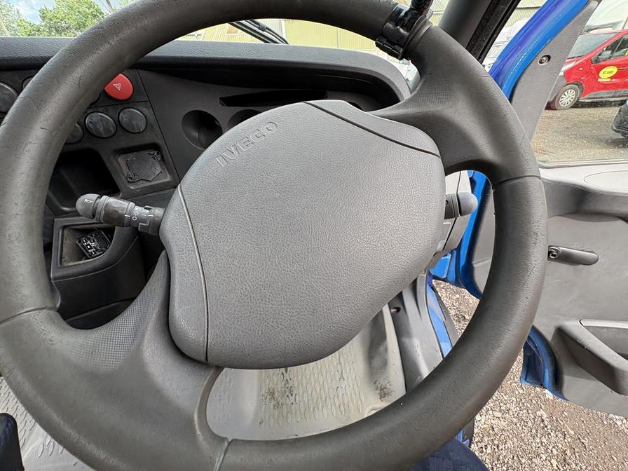 2004 Iveco Daily – Model: Daily 35S12 LWB – PX04GVJ