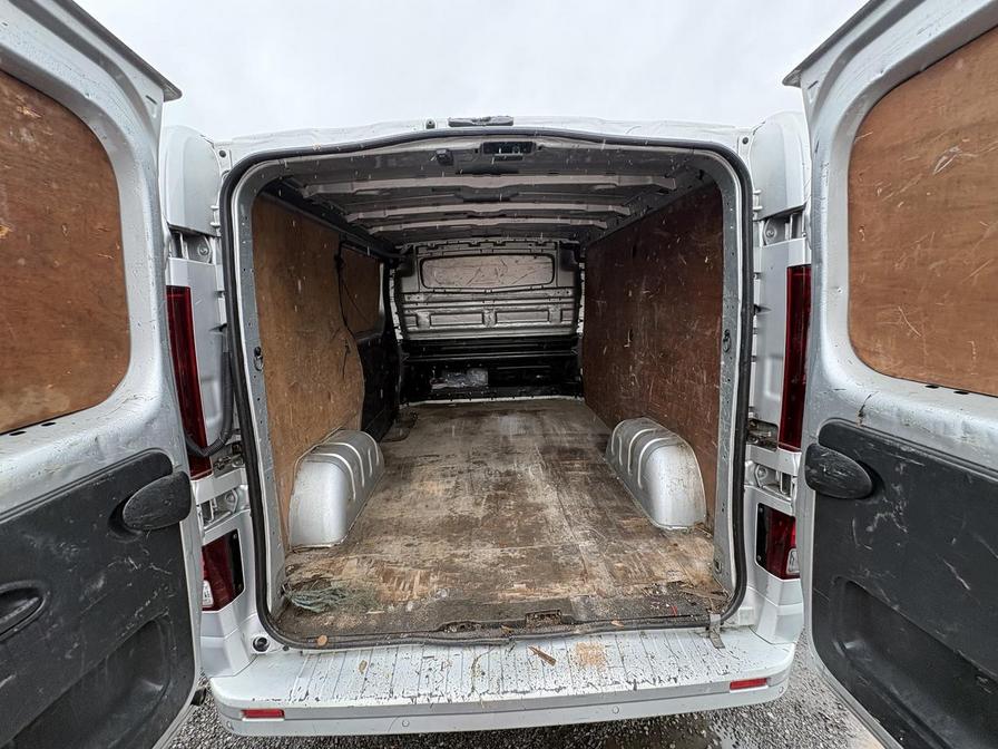 2016 Vauxhall Vivaro – Model: Vivaro 2700 Sport Bi-T CDTi ecoFLEX S/S – DF16YFC