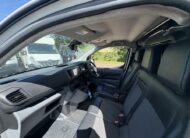 2018 Peugeot Expert – Model: Expert Professional Standard Blue HDi – KW18GVU