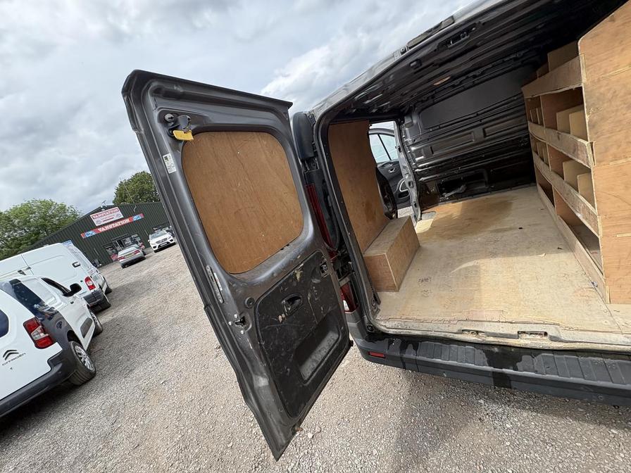 2019 Vauxhall Vivaro – Model: Vivaro 2700 Sportive CDTi – YL19WRP