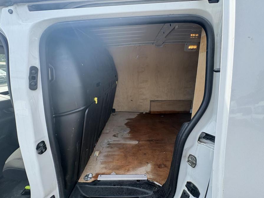2020 Citroen Berlingo – Model: Berlingo 650 Enterprise Blue HDi – FY20FVT