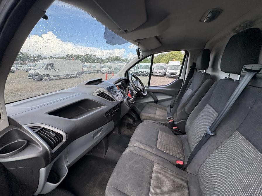 2015 Ford Transit Custom – Model: Transit Custom 290 E-Tech – WP15LJF