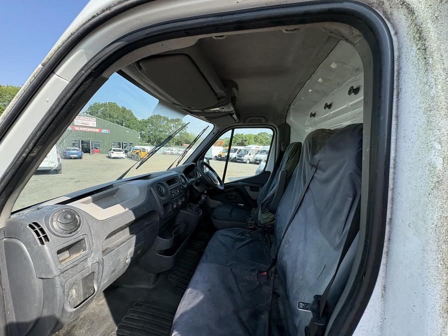 2013 Vauxhall Movano – Model: Movano F3500 L2H2 CDTi – DE63VLL