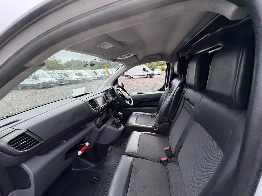 2017 Citroen Dispatch – Model: Dispatch 1000 Enterprise Blue HDi – LD17UEM