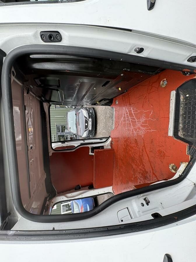 2017 Citroen Dispatch – Model: Dispatch 1000 Enterprise Blue HDi – LD17UEM