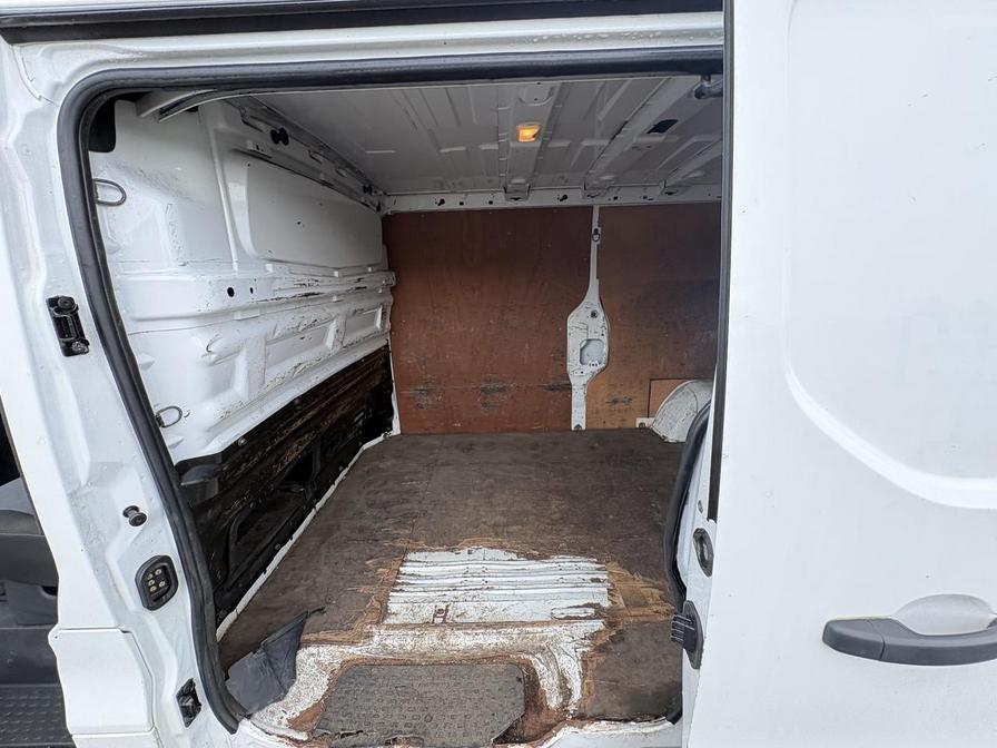 2018 Vauxhall Vivaro – Model: Vivaro 2900 Bi-T CDTi S/S – FY68UVE