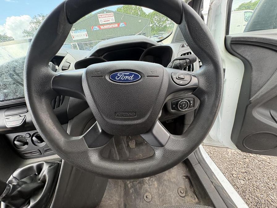 2017 Ford Transit Connect – Model: Transit Connect 200 – WN17YWC