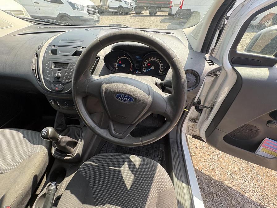 2015 Ford Transit Courier – Model: Transit Courier Base TDCi – MW64YHS