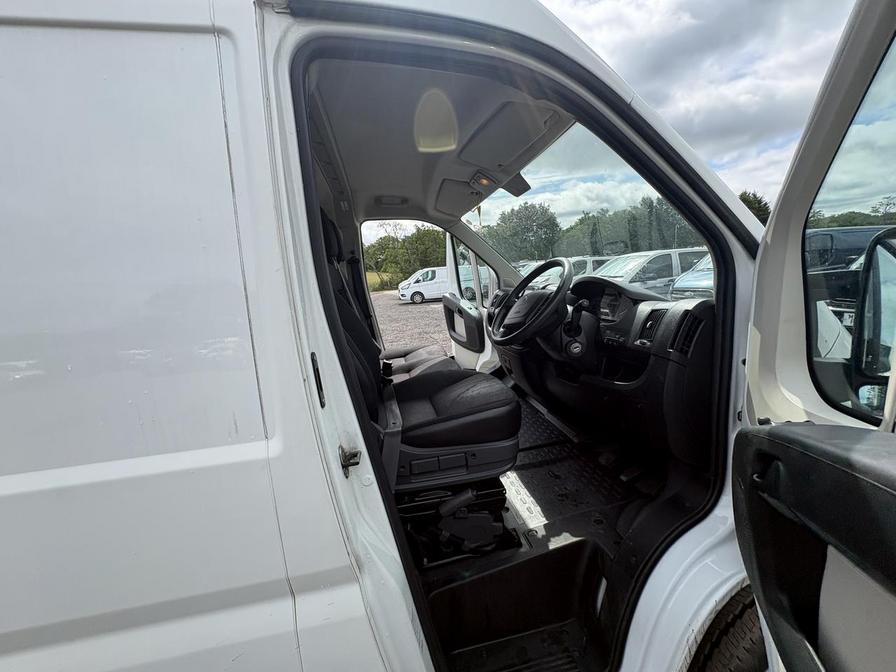 2019 Peugeot Boxer – Model: Boxer 335 Professional L3H2 Blue HDi – KR69KDK
