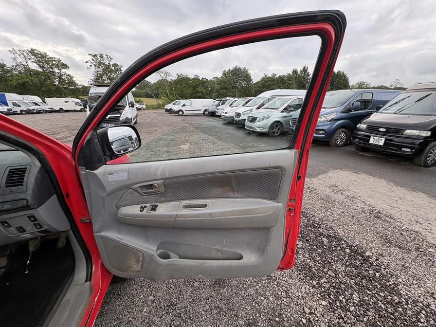 2007 Toyota Hilux – Model: HI-Luxury HL2 4×4 – SM07VBT