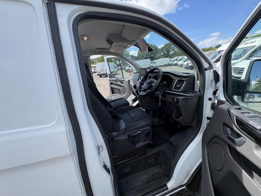 2020 Ford Transit Custom – Model: Transit Custom 300 Limited EcoBlue – WR20OWB