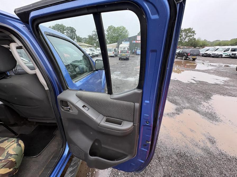 2012 Nissan Navara – Model: Navara Acenta Double Cab dCi 188 – FE12FZC
