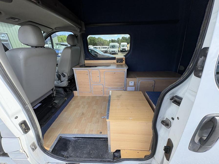 2005 Vauxhall Vivaro – Model: Vivaro 2900 Dti SWB – FG55NDF