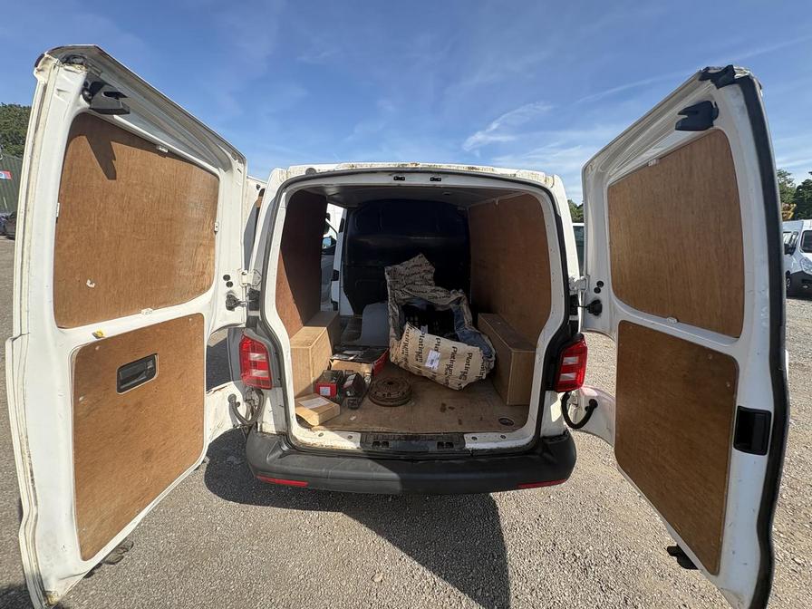 2016 Volkswagen Transporter – Model: Transporter T28 Startline TDI BlueMotion Technology – GK66YDF