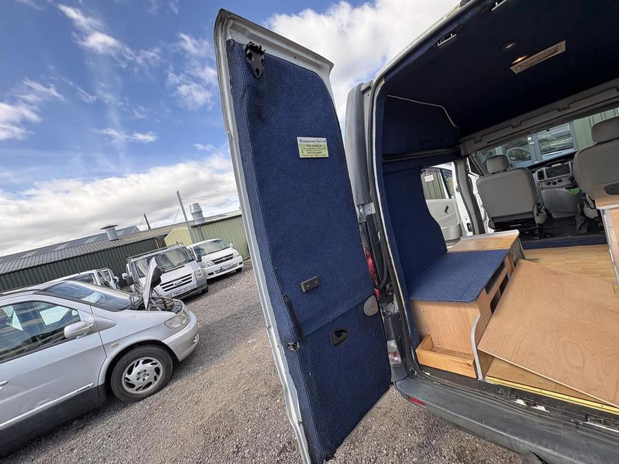 2005 Vauxhall Vivaro – Model: Vivaro 2900 Dti SWB – FG55NDF