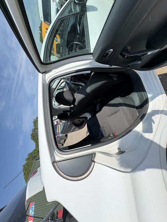 2016 Peugeot 208 – Model: 208 Active Blue HDi – SG66FDX