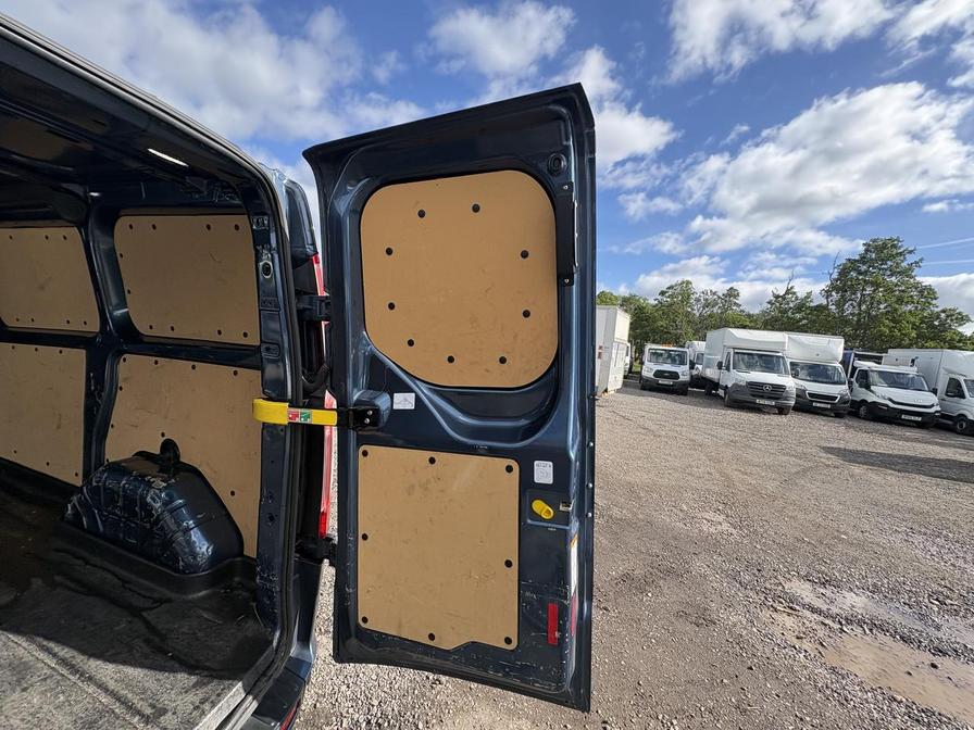 2019 Ford Transit Custom – Model: Transit Custom 280 Limited – AJ68WYB