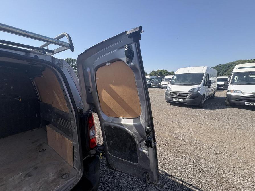 2019 Citroen Berlingo – Model: Berlingo 1000 Enterprise PureTech S/S – MB19RNJ