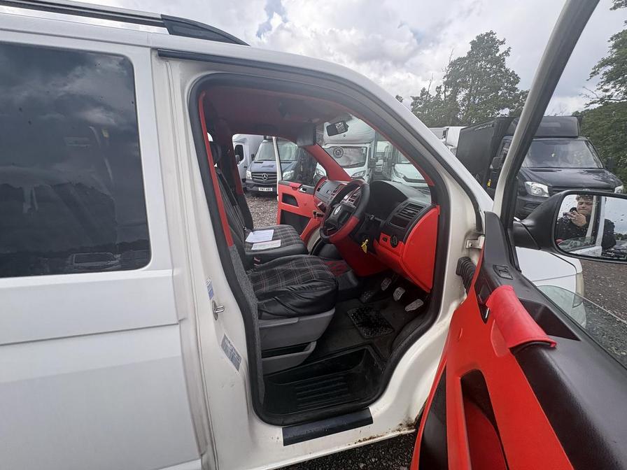 2006 Volkswagen Transporter – Model: Transporter T30 104 TDI LWB – BW55RDY