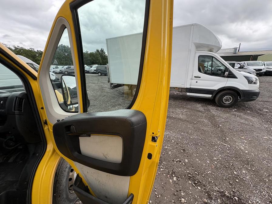 2015 Citroen Relay – Model: Relay 35 L3H2 Enterprise HDi – LB15UHP