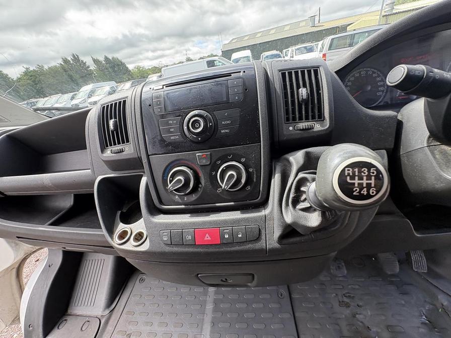 2013 Citroen Relay – Model: Relay 35 L3H2 Enterprise HDi – LB62SVO