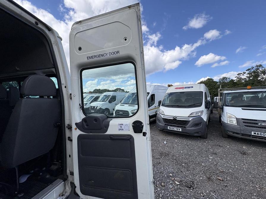2006 Ford Transit – Model: Transit Minibus – NC55AFA