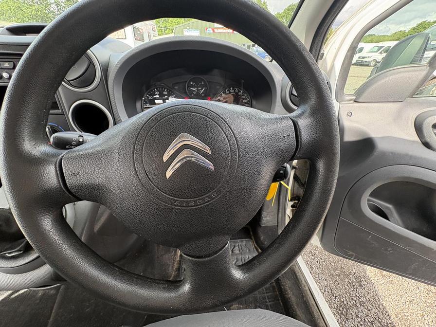 2015 Citroen Berlingo – Model: Berlingo 625 LX HDi – LX15UAF