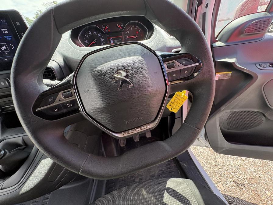 2023 Peugeot Partner – Model: Partner Asphalt Premium+ BHDi – MH72NYZ