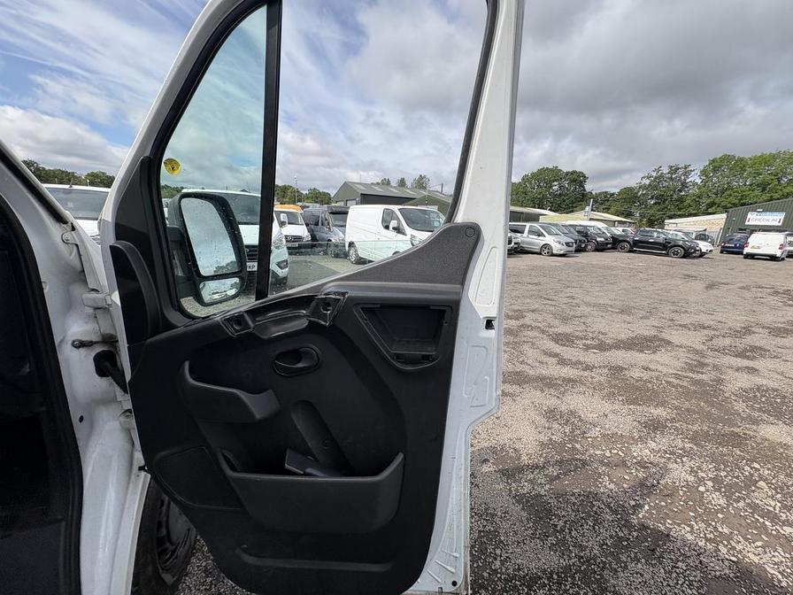 2020 Vauxhall Movano – Model: Movano L3H1 F3500 CDTi – DY20NFL