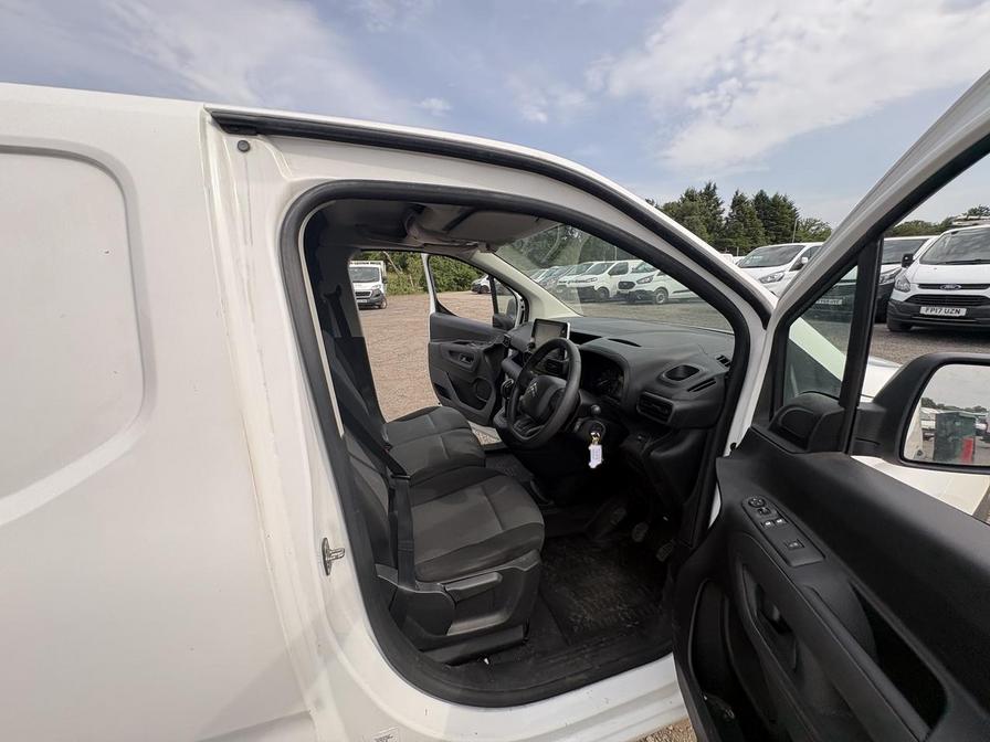 2020 Citroen Berlingo – Model: Berlingo 650 Enterprise Blue HDi – FY20FVT