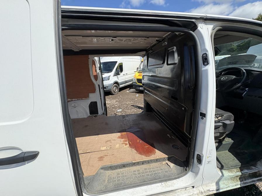 2022 Vauxhall Vivaro – Model: Vivaro F2900 Dynamic S/S – AV22JUW