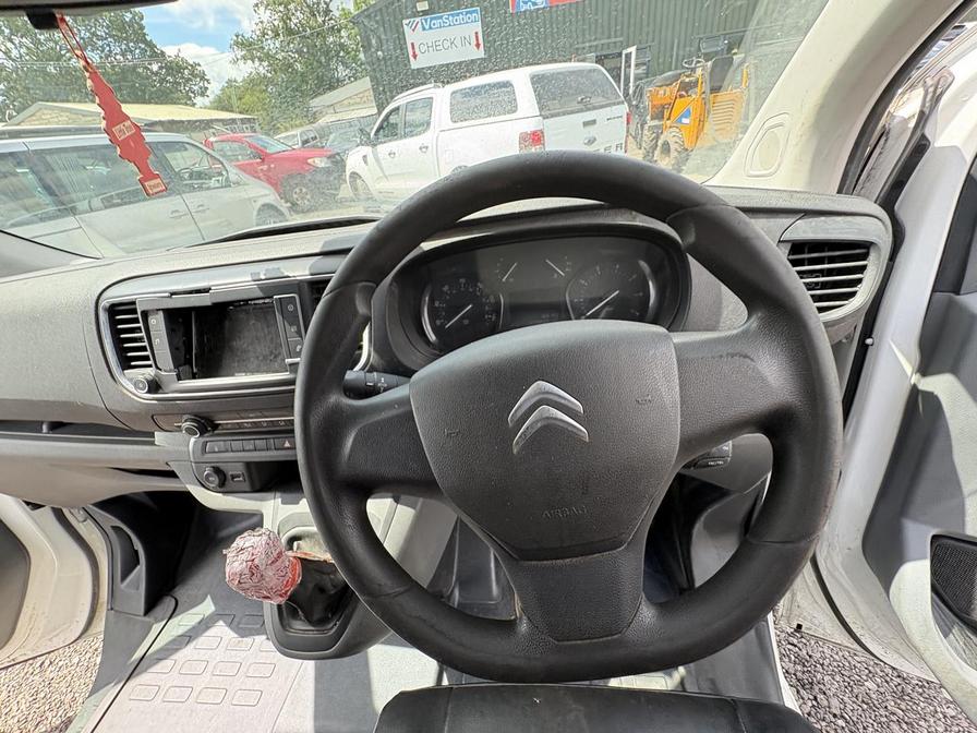 2017 Citroen Dispatch – Model: Dispatch 1000 Enterprise Blue HDi – LX67ZCE